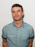 Sam Hunt draws thousands to free concert