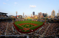 Pirates take series from Cardinals