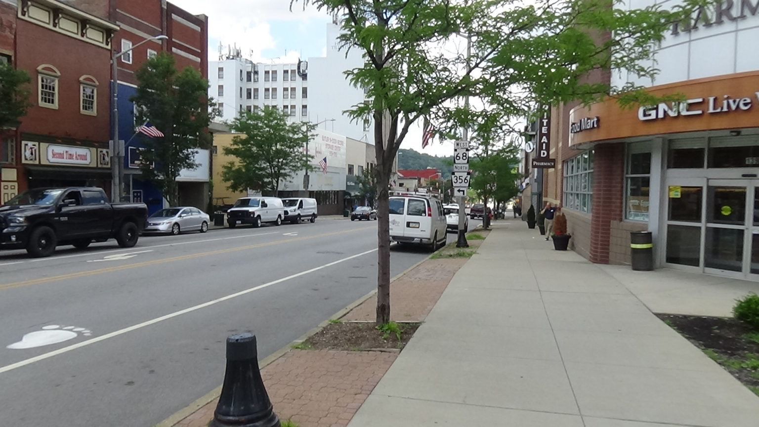 Local Artists In Downtown Today